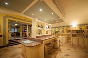 hotel-ponte-di-nava-cantina